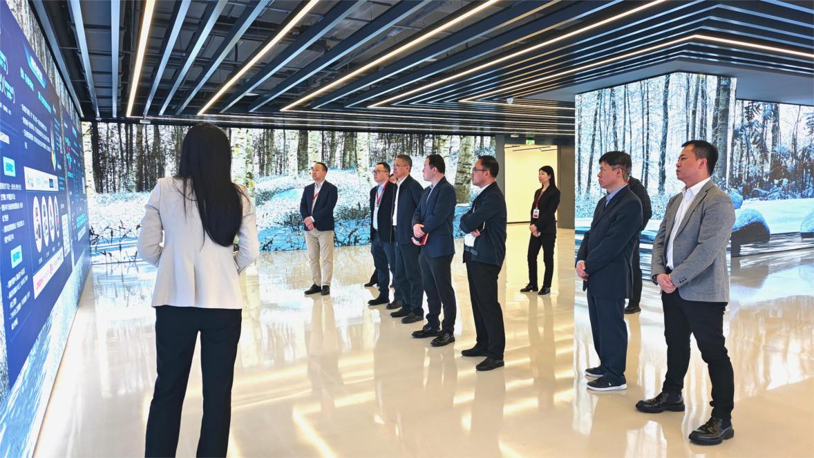 宁夏联通辅导一行到访云顶集团动力 共话智算合作新机缘